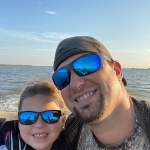 Meet your Posher, Adam